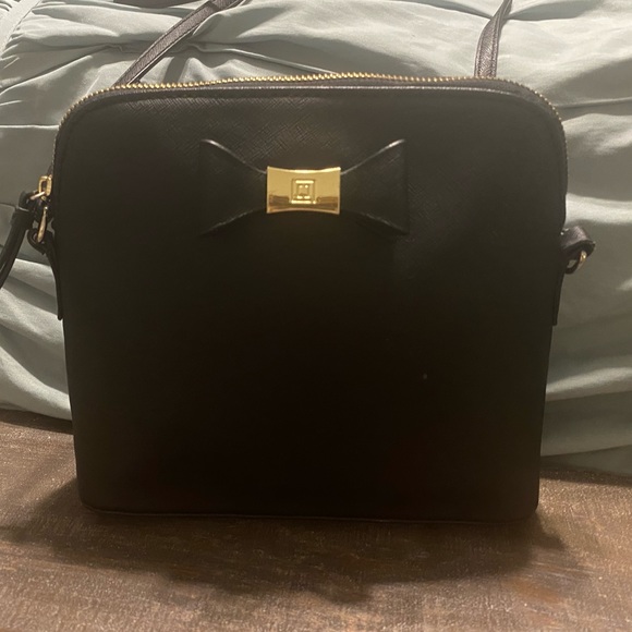Liz Claiborne Handbags - Liz Claiborne purse